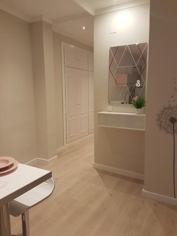 Apartamento Granvia4 Parking Free Гранада Екстериор снимка